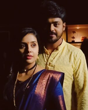 Shivani Rangole Instagram - Yin-Yang -  Akshara-Adhipati!
#adhikshara #tulashikvinchangalachdhada @zeemarathiofficial
P. C. @tejaldahankar_official