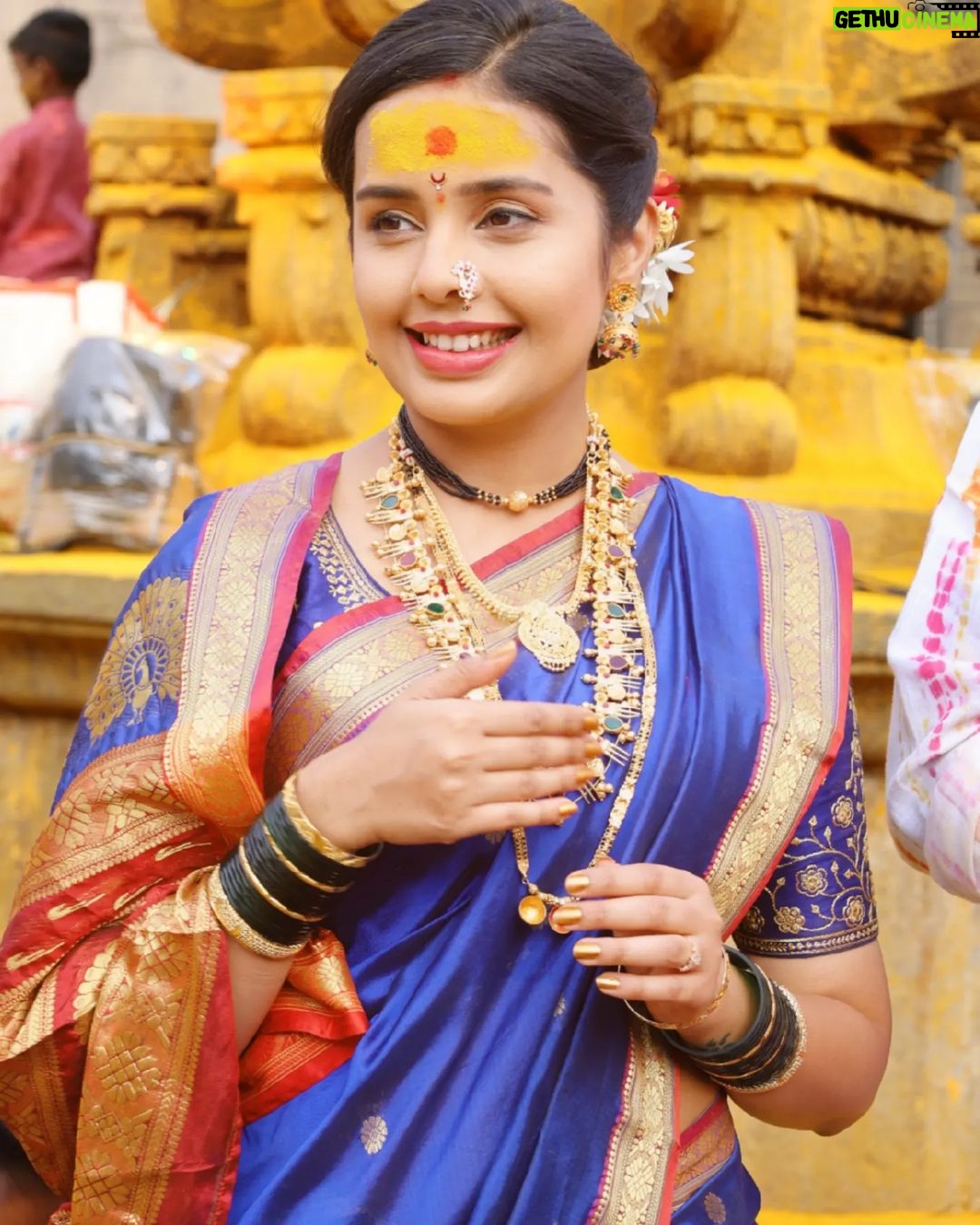 Shivani Rangole Instagram - येळकोट येळकोट जय मल्हार!!!!१७ ऑक्टोबरला , ' तुला शिकवीन चांगलाच धडा ' चा स्पेशल एपिसोड! नक्की बघा! . . 📷 @vishwasrakh