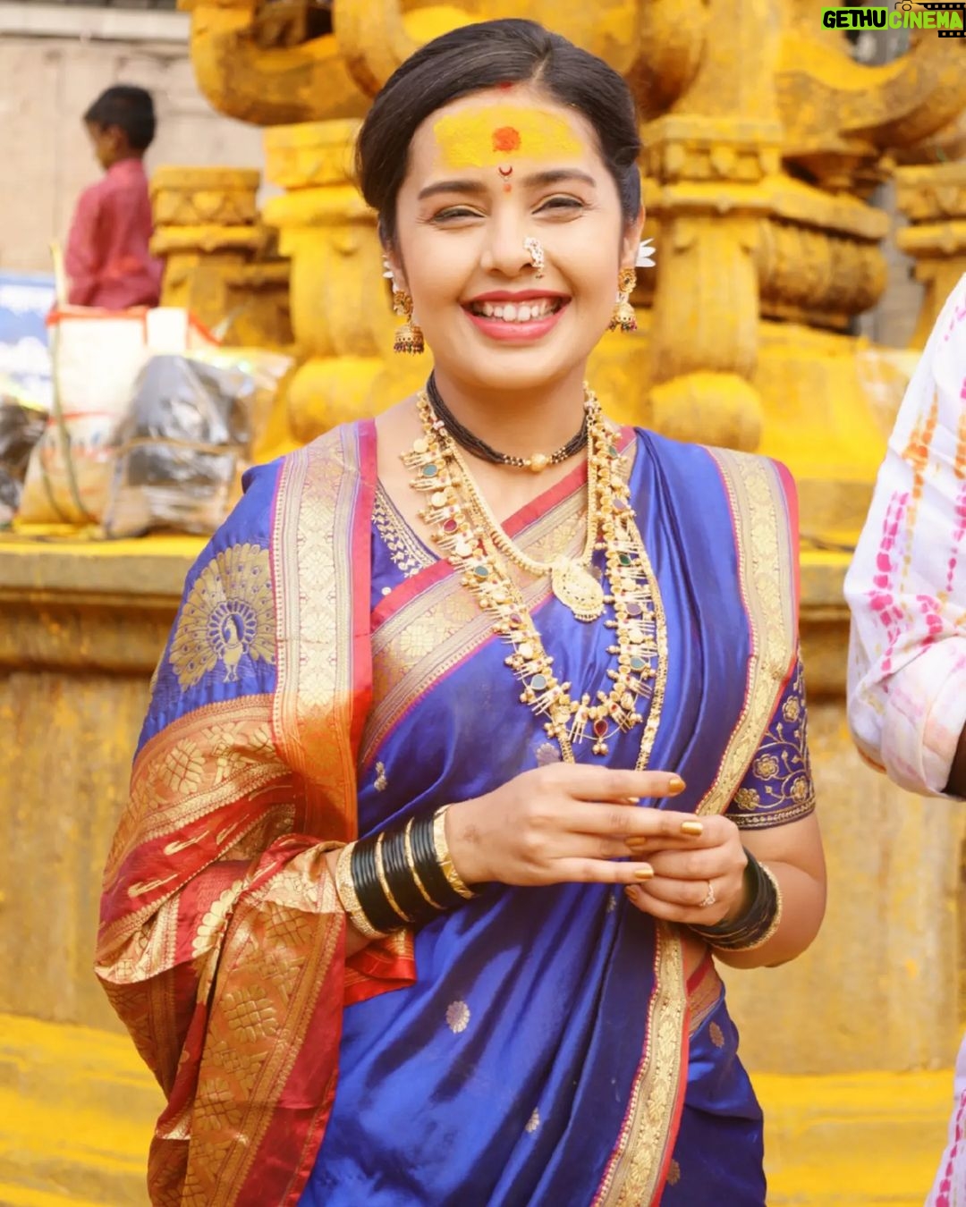 Shivani Rangole Instagram - येळकोट येळकोट जय मल्हार!!!!१७ ऑक्टोबरला , ' तुला शिकवीन चांगलाच धडा ' चा स्पेशल एपिसोड! नक्की बघा! . . 📷 @vishwasrakh