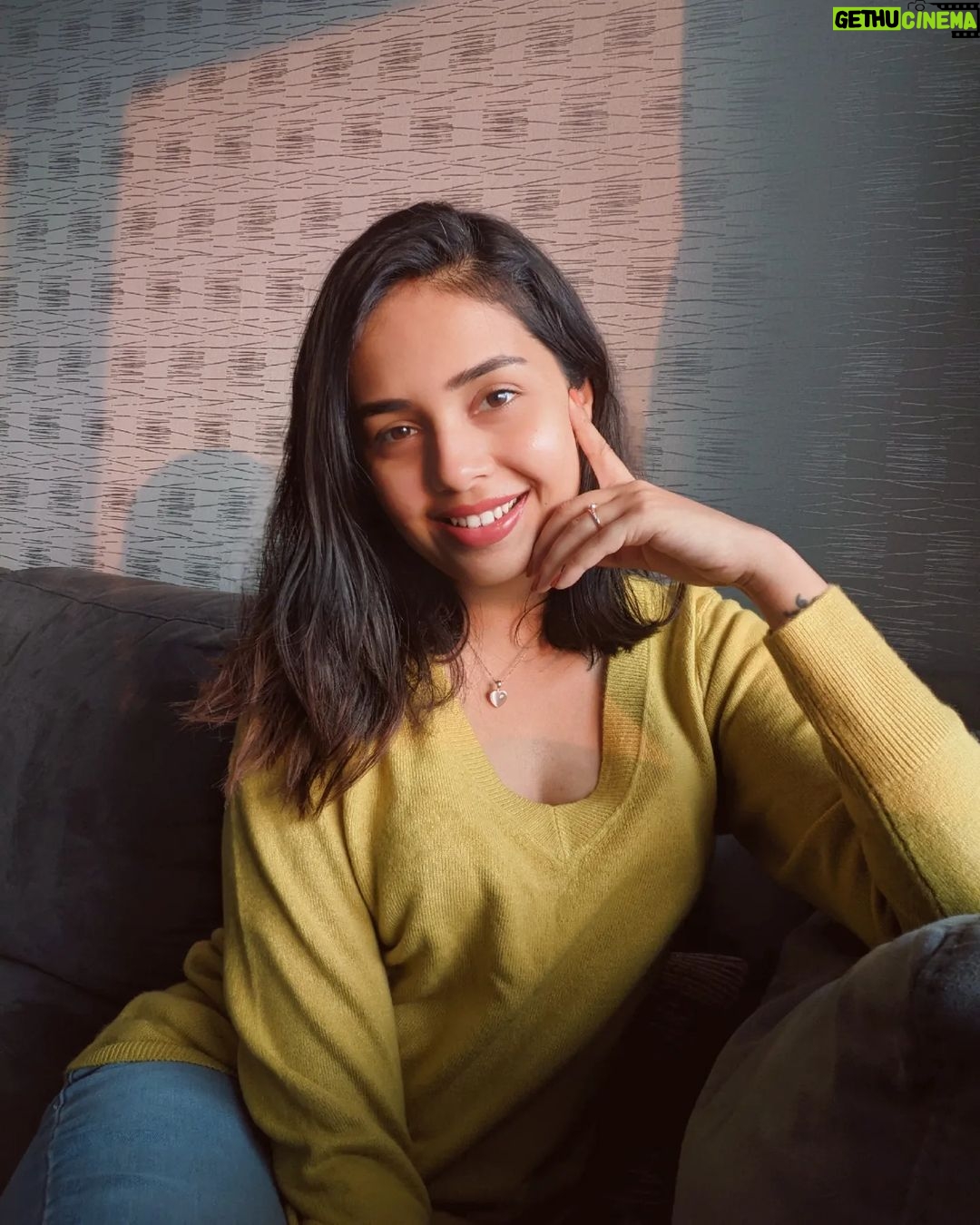 Shivani Rangole Instagram - One fine evening! 🌞