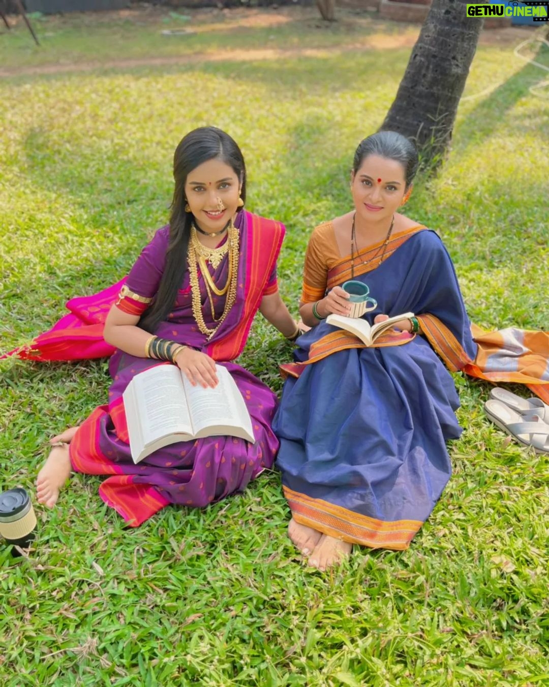 Shivani Rangole Instagram - Our idea of fun! This crossover episode of our serials brought not just us but our whole teams and our audience together!! Don't miss it today!! On @zeemarathiofficial . . . . #TulaShikvinChangalachDhada #saarekahitichyasathi