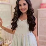 Shivani Rangole Instagram - May this Diwali bring joy,love and peace to you! 🌟❤️