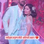 Shivani Rangole Instagram - ‘वामन हरी पेठे ज्वेलर्स प्रस्तुत’, ‘झी मराठी उत्सव नात्यांचा अवॉर्ड 2023’ कार्य आहे घरचं! #ZeeMarathi #ZMA2023 #ZeeMarathiAward2023 #GharchaKarya #घरचंकार्य #MeMarathiZeeMarathi