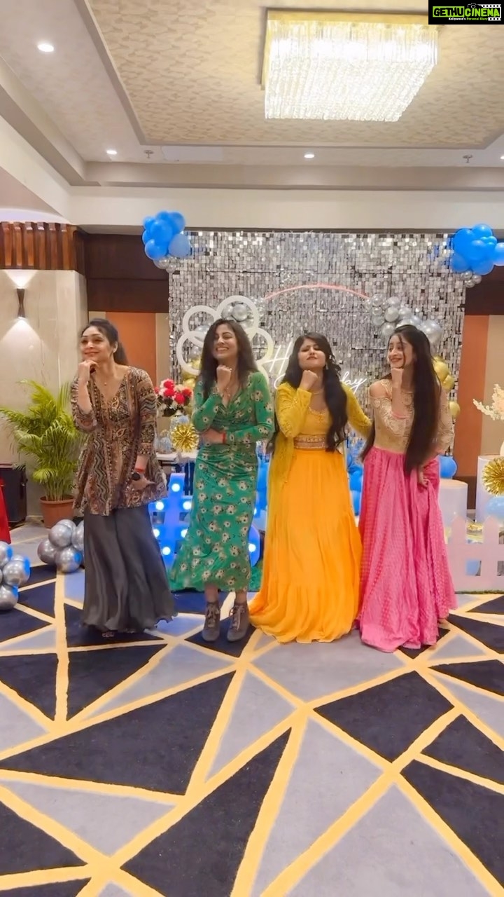 Shivani Sangita - 317.1K Likes - Trending ✨🫶
At @sivani_sangita birthday bash ❤️
📸 @mamuni.mishra.39
#reelsinstagram #reelsinstagram #reelsvideo #reelsindia #reelitfeelit #trendingreels #trendy #trendalert #odiasong #odiareels #odiastatus #odiagirl