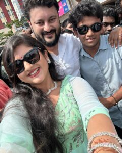 Shivani Sangita Instagram - ରଜ ସଂକ୍ରାନ୍ତି ର ହାର୍ଦ୍ଦିକ ଶୁଭେଚ୍ଛା ଏବଂ ଶୁଭକାମନା from team Love in London and Guddu Gangster ❤️🙏🏻 ଏଥର ରଜରେ କେବଳ ଓଡ଼ିଆ ସିନେମା 😇