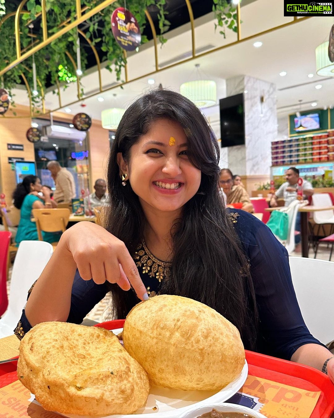 Shivani Sangita Instagram - This isn’t my platter though 🙈 I had something healthier 😅 Kintu bhala ta eita bahut lage🤭🫣