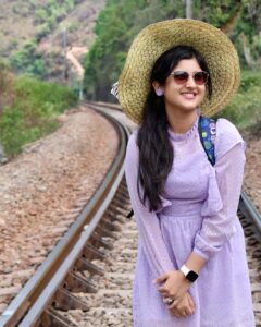 Shivani Sangita Instagram - ପାହାଡ଼ ଓ ଆକାଶ ତଳେ 🕊️💜
