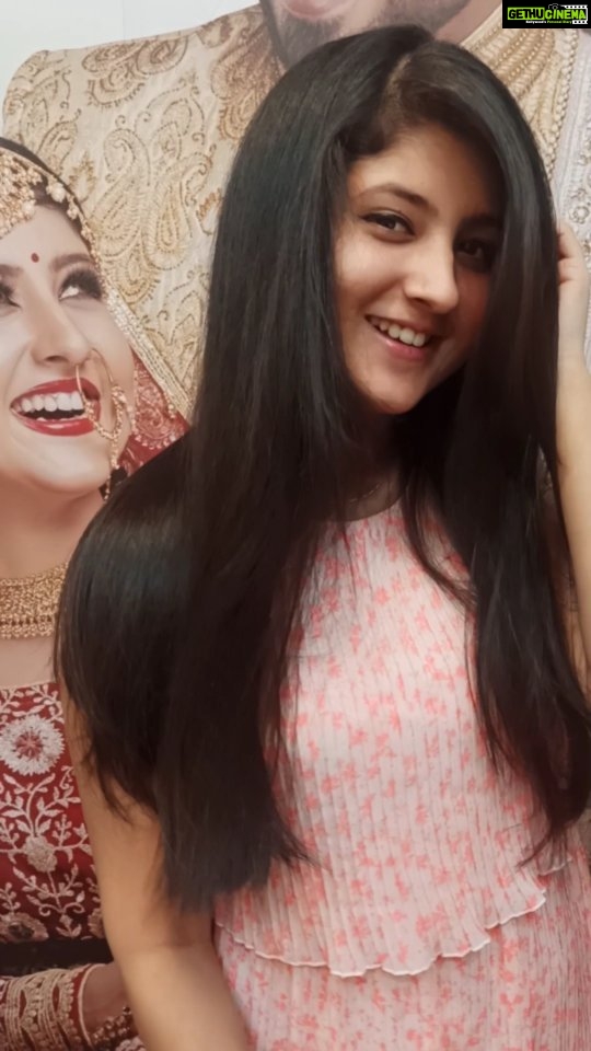 Shivani Sangita Instagram - This one's for you @jhilikbhattacharjeeofficial ❤️ To the track that I'm listening to since a few days.... @jhilikmotionpictures @prem.anand.official @sonunigamofficial Special credits to my most favourite and relaxing place @jawed_habib_cuttack