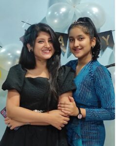 Shivani Sangita Instagram - That's my Baby Sister's Birthday ❤️😘😘