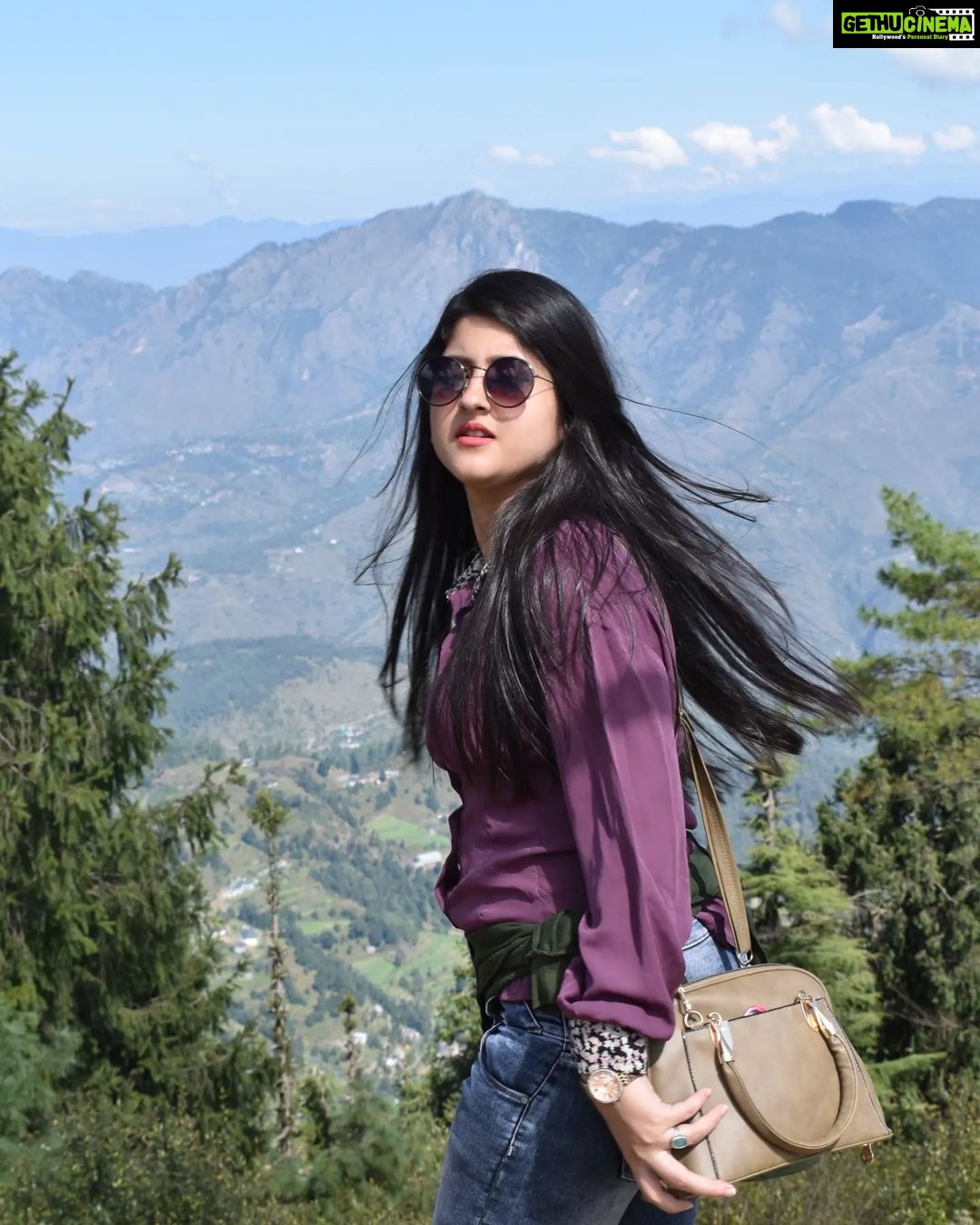 Shivani Sangita - 108.5K Likes - Paradise 💜✨🏔️🌲
#candids