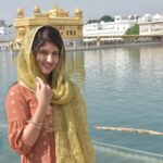Shivani Sangita Instagram - Satnam Sri Waheguru 😇🙏🏻💛 . . Wanted to be here since long... Golden Temple