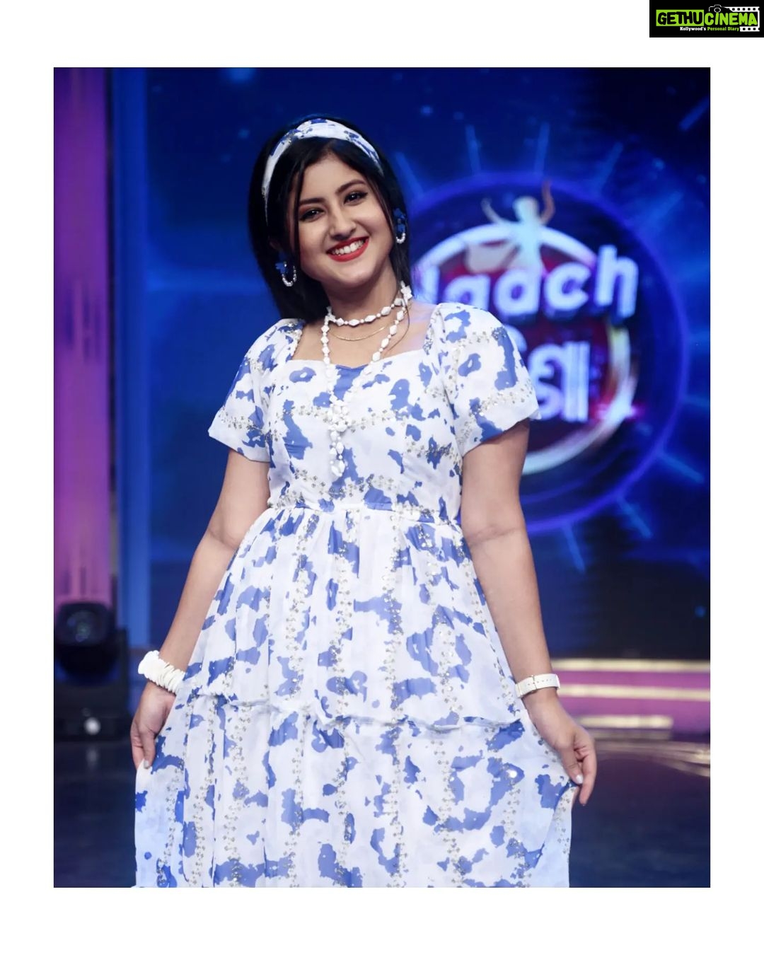 Shivani Sangita Instagram - ସ୍ମୃତି ଏକ ରୂପା ଜହ୍ନ 🌌💫🌙🌼 . . Outfit styling @make_up_by_arundhati