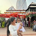 Shivani Sangita Instagram - ମାଁ ସମଲେଈ 🙏🏻💕 ଏତେ ଶୁଭ ଦିନରେ ମାଁର ଦର୍ଶନ ମିଳିଲା ଆଉ କଣ ଦରକାର 😇 Maa Samaleswari Temple