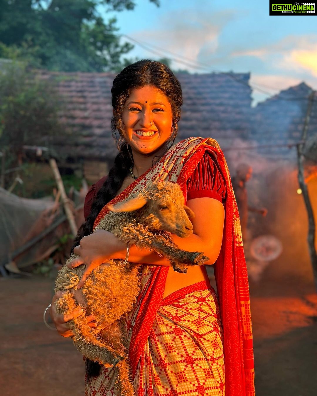 Shivani Sangita Instagram - My religion is very simple. My religion is kindness. ~ Dalai Lama XIV Enjoy your Sunday and Dussehra with Malyagiri at your nearest theatres ❤️
