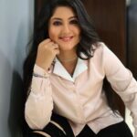 Shivani Sangita Instagram - Satranga hai yeh ishq re 🌈🦄🧚🏻‍♀️ Jewellery @chandibhandarofficial