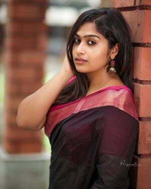 Shobanaa Uthaman Instagram - Yes! I overthink l...but also i overlove🖤
 Photography: @prismatic_photography_7 @shutter_camerax 
Saree : @chettinad_fancy_sarees 
.
.
.
.
.
. 
.
.
.
.
.
#chennai#ootd#kollywood#bollywood#pose#instadaily#instagood#instacool#model#modelling#saree#saree#tamilponnu#promoter#promotion#collaboration#vijaytv#vijaytvserial#vijaytelevision#vijaytvshow#muthazhagu