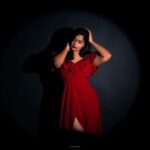 Shobanaa Uthaman Instagram - 𝐀 𝐡𝐚𝐮𝐧𝐭 𝐢𝐧 𝐕𝐞𝐧𝐢𝐜𝐞🍷 1/6... . FT : @itisshobanaa MUAH : @prakalya_bridal_studio Co-ordinated : @_.srimathypalanivel._ Space: @ravalstudios . Team : @peoplescreation #vizphotography #canon #chennaistreetphotography Chennai, India
