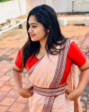 Shobanaa Uthaman Instagram - The biggest comeback is making yourself happy again❤️‍🩹💯
Ready to wear saree : @house_of_shrisha 
 
.
.
.
.
.
. 
.
.
.
.
.
#chennai#ootd#chennaifashion##chennaimodel#chennaiphotographer#kollywood#bollywood#chennaiblogger#pose#instadaily#instagood#instacool#okbye#model#chennaimodel#modelling#saree#saree#tamilponnu#promoter#promotion#collaboration#vijaytv#vijaytvserial#vijaytelevision#vijaytvshow#muthazhagu