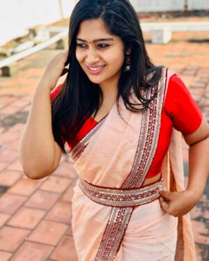 Shobanaa Uthaman Instagram - The biggest comeback is making yourself happy again❤️‍🩹💯
Ready to wear saree : @house_of_shrisha 
 
.
.
.
.
.
. 
.
.
.
.
.
#chennai#ootd#chennaifashion##chennaimodel#chennaiphotographer#kollywood#bollywood#chennaiblogger#pose#instadaily#instagood#instacool#okbye#model#chennaimodel#modelling#saree#saree#tamilponnu#promoter#promotion#collaboration#vijaytv#vijaytvserial#vijaytelevision#vijaytvshow#muthazhagu