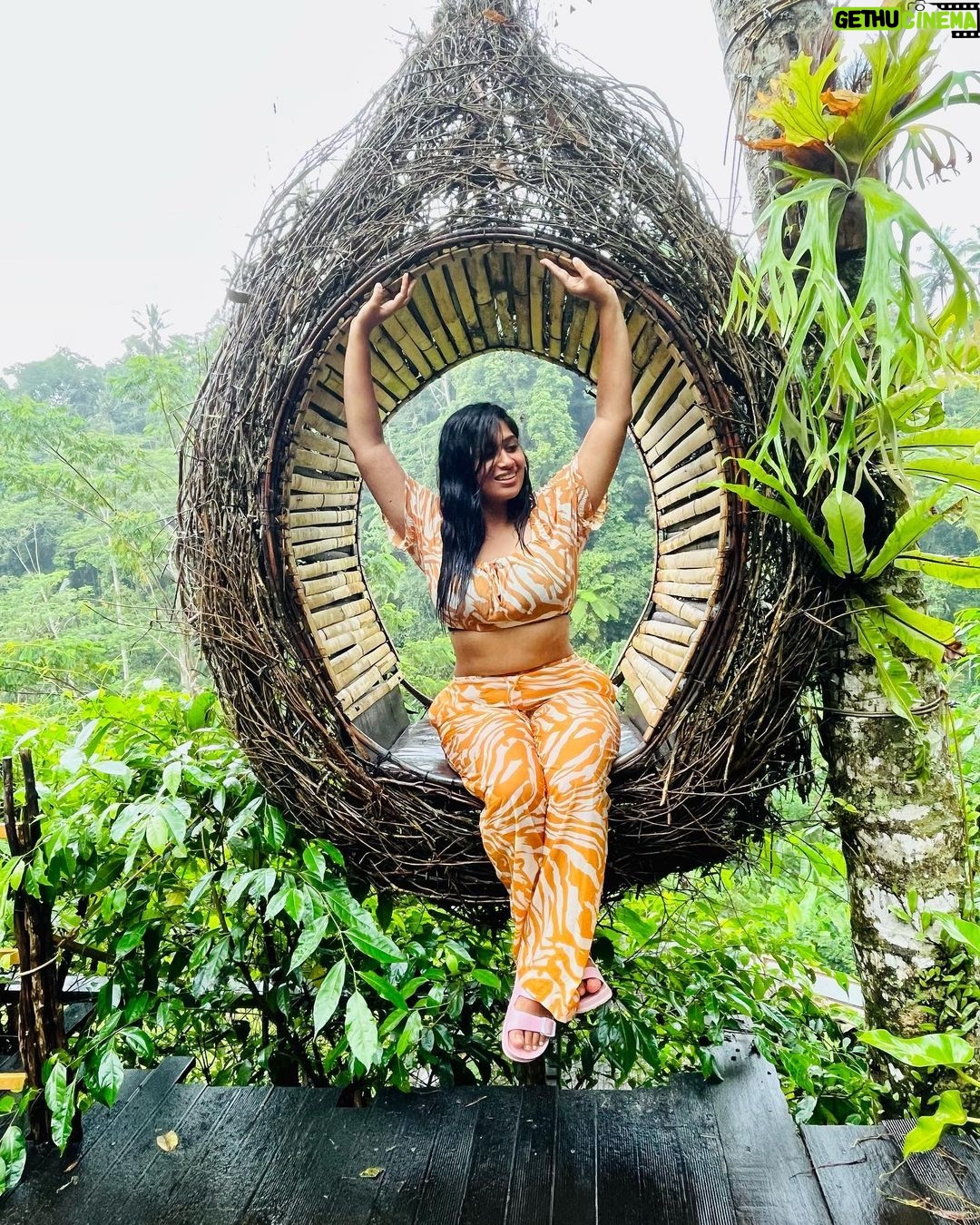 Shobanaa Uthaman Instagram - Bali nest πͺΉ π€π» . . . . . . . . . . . #chennai#ootd#chennaifashion#chennaifashionblogger#fashionblogger#chennaimodel#vacation#kollywood#bollywood#chennaiblogger#indonesia#potraitphotography#pose#instadaily#instagood#instacool#okbye#model#chennaimodel#balinest#saree#saree#tamilponnu#promoter#promotion#bali#vijaytv#vijaytvserial#vijaytelevision#vijaytvshow#muthazhagu Tukad Cepung Waterfall, Bangli