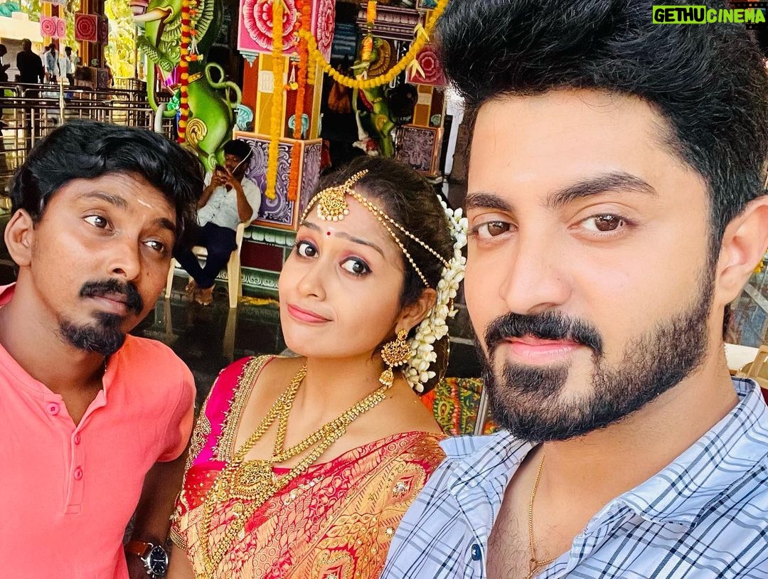 Shobanaa Uthaman Instagram - Throwback Tuesday š¤£ā¤ļøāš„ BTS of Muthazhagu . . . . . . . . . . #chennai#ootd#chennaifashion#chennaifashionblogger#fashionblogger#chennaimodel#chennaiphotographer#kollywood#bollywood#chennaiblogger#lightroom#potraitphotography#pose#instadaily#instagood#instacool#okbye#model#chennaimodel#modelling#saree#saree#tamilponnu#promoter#promotion#collaboration#vijaytv#vijaytvserial#vijaytelevision#vijaytvshow#muthazhagu Chennai, India