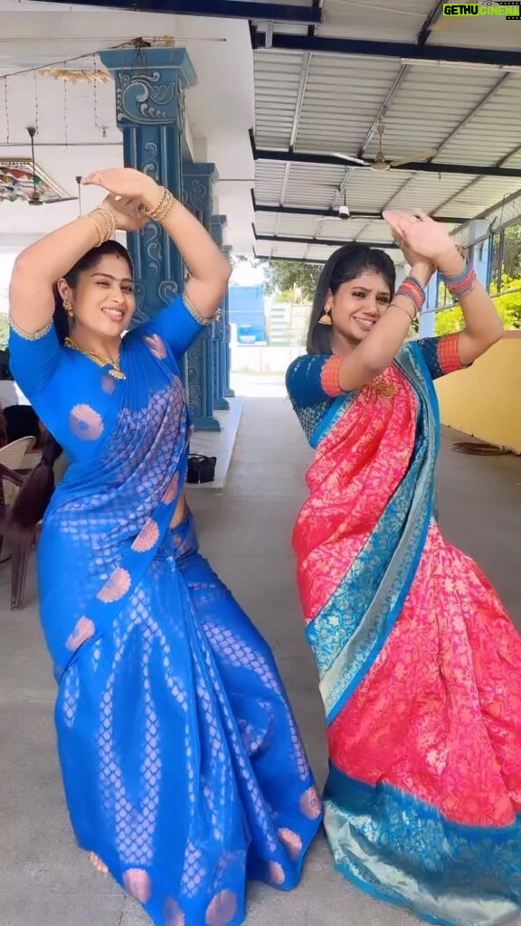 Shobanaa Uthaman Instagram - Rammaiyaa #jawan . . . . . . . . . #muthazhagu #shootingspot #tamilponnu #saree #dancereels #jawan #nayanthara #sharukkhan #tamilreels #trendingreels #trending #instagood #love, #photooftheday #fashion #beautiful #happy #cute #followｍe #picoftheday #instadaily