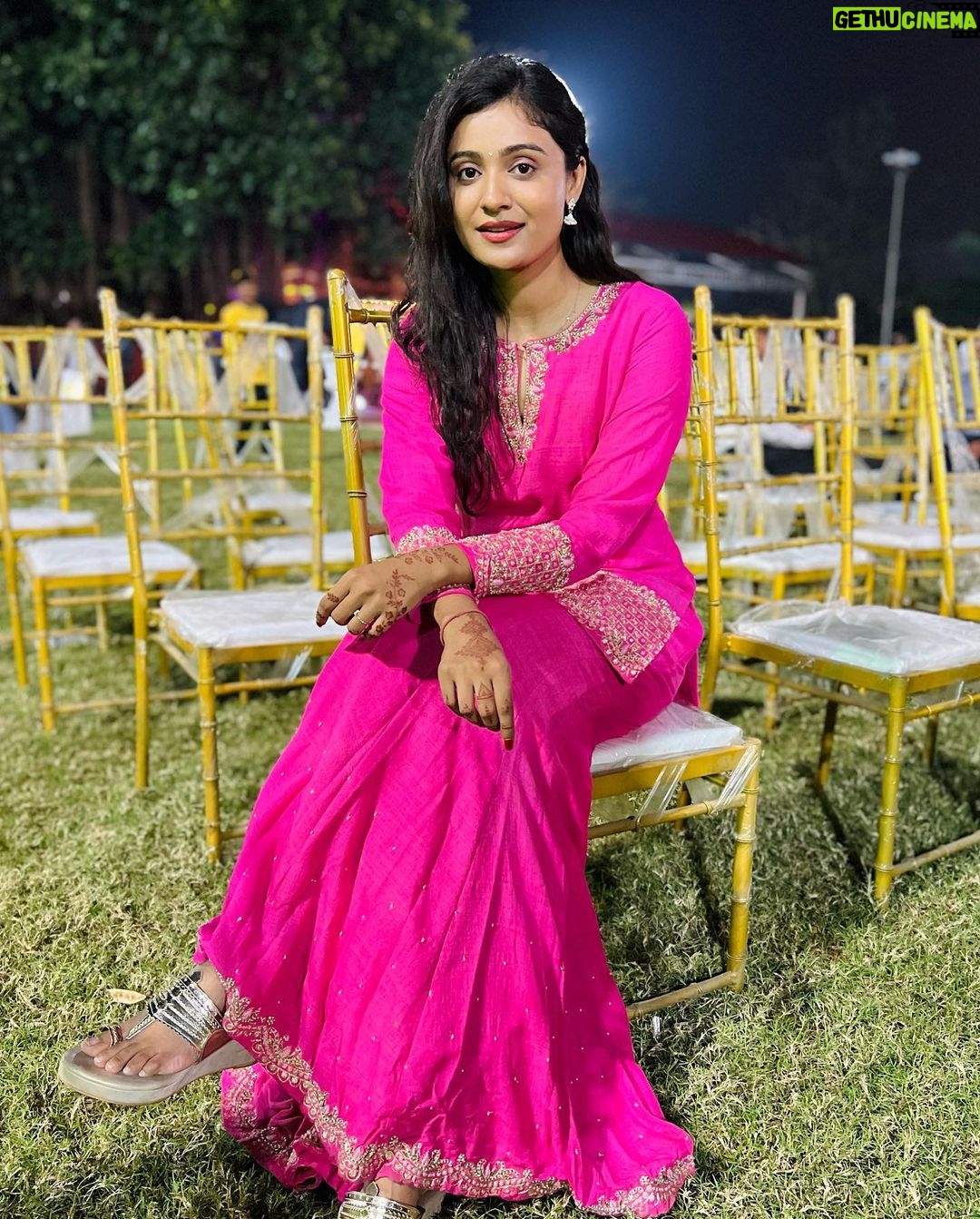 Shraddha Dangar Instagram - 🤍 . . Wearing @dreamcloset_india . Beautifully clicked by my nephew @ii_iamjd_ii