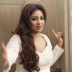 Shreya Ghoshal Instagram - What a spectacular night!! Thank you Kolkata. 🩷 #allheartstour India leg started with a bang! Kochi are you ready for the 23rd December!!