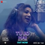 Shreya Ghoshal Instagram - Tu jo hai.. woh main hun.. This beautiful piece of our heart is out now. Do give it a listen and let me know what do you think? Composed by the brilliant @moitrashantanu written by Tanveer Ghazi.. So happy to have become a part of this extraordinary film #KadakSingh directed by one and only @aniruddhatony ♥️♥️♥️