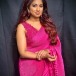 Shreya Ghoshal Instagram - Kaunsi SG theek thak lagi? 1st look Outfit: @labelprernamehra Jewellery: @azotiique 2nd and 3rd look Outfit: @roopkalamumbai Jewellery: @azotiique Stylist: @stylebysaachivj Team: @sanzimehta777 @styledbynikinagda Hair: @maggie_hairstylists1989 Mua: @tessiequiney