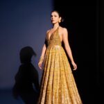 Shriya Pilgaonkar Instagram - 🐅 This stunning dress is from the @shantibanaras new collection that Champions Tiger Conservation Efforts In India Shot by @dieppj Stylist @bombaebyaisha Makeup @makeupbysimransadarangani Hairstylist @misheetasanghvi Outfit @shantibenaras @elevatepromotions Jewellery @amrapalijewels #ShantiBenaras #Indian #stylediaries
