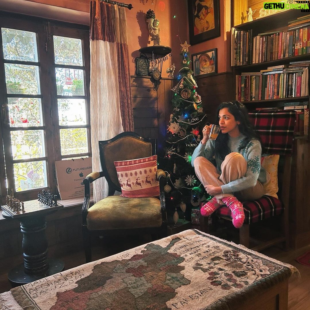 Shriya Pilgaonkar Instagram - Postcards from the mountains