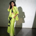 Shriya Pilgaonkar Instagram - 💚🥂 @areesz @bombaebyaisha @nakitadsouza @lovebirds.studio @ishhaara @ascend.rohank #Ootn #ITAAwards2023 #BestActorTaazaKhabar #AwardsNight #LovebirdsStudio