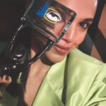 Shriya Pilgaonkar Instagram - Madhu won for Taaza Khabar 🌹 Thank you @theitaofficial awards 2023 started with the release of Taaza Khabar and we’re so grateful for all the love that has come our way for the show . 🥂We also won Best series last night ! Group hug and congratulations to the team @bbkvproductions @bhuvan.bam22 @rohitonweb @himank.gaur @arvin.bhandari @disneyplushotstar @abbasdalal @hussain.dalal you’ll wrote Madhu with such dignity , spunk and honesty. To my lovely team who created the look ⭐️@makeupandhairbyshruti @darshana.mule @shivangiishrivastav Thank you team. Group hug🤗@moderatenormal @maratheradhika @poonamdaman