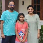Shruthi Raj Instagram - 𝐅𝐀𝐌𝐈𝐋𝐘 𝐈𝐒 𝐓𝐇𝐄 𝐁𝐈𝐆𝐆𝐄𝐒𝐓 𝐒𝐔𝐏𝐏𝐎𝐑𝐓 𝐒𝐘𝐒𝐓𝐄𝐌 🥰🥰🥰