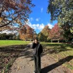 Shruti Sodhi Instagram – The Autumn romance 🍂😍 #shrutisodhi #uk #bedford