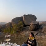 Shruti Sodhi Instagram - My heart beats different outside the city 🫶🏻💓 #shrutisodhi #sariska #hightea #boulder #top #utsavcampsariska