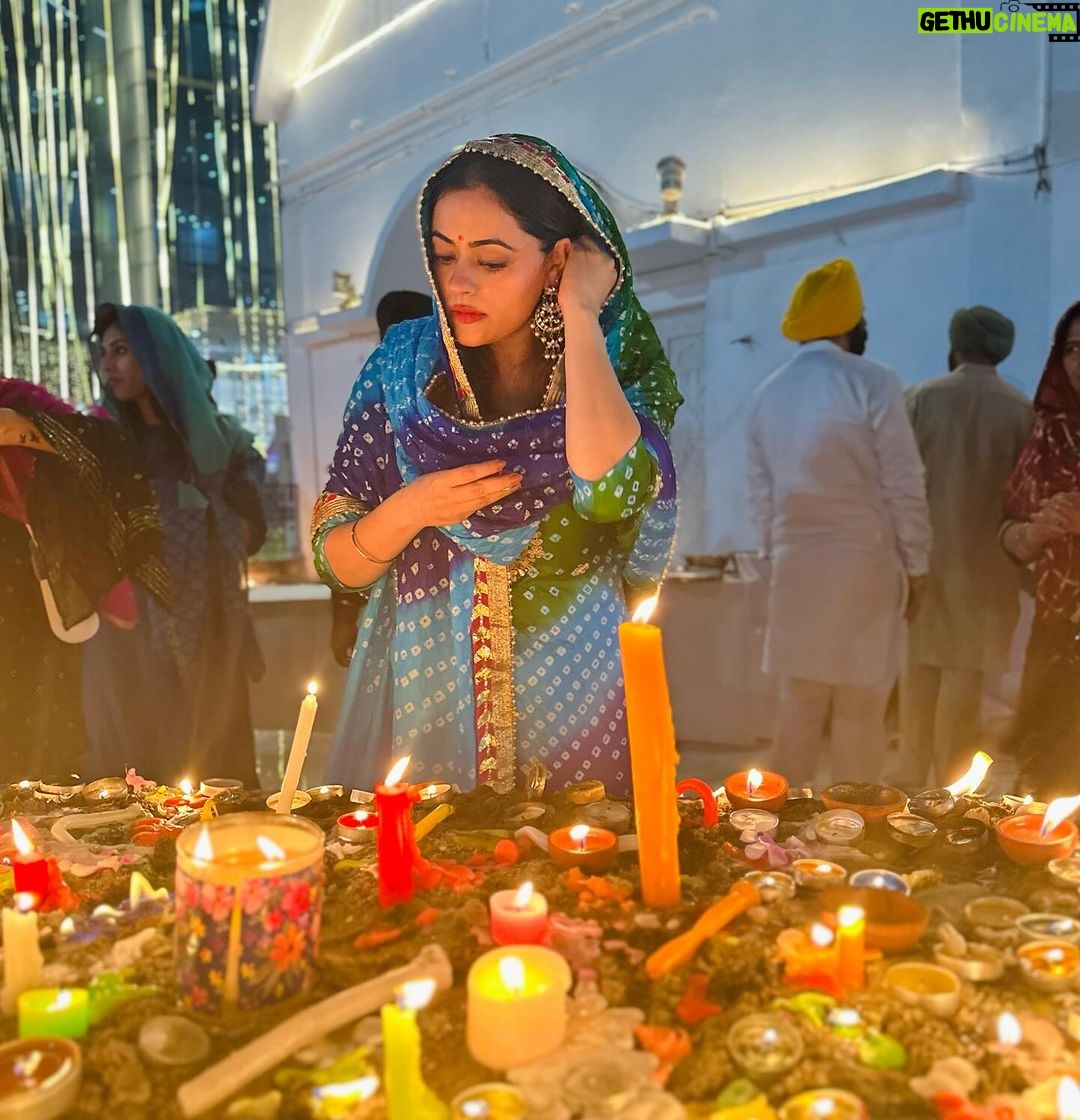 Shruti Sodhi Instagram - Happy diwali and happy bandi chhor divas. Love and light to you and your loved ones ✨🪔✨ #diwali #light #shrutisodhie