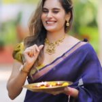 Shrutika Instagram - Happy happy diwali 🪔 Wishing all you lovely people out here immese happiness and prosperity! #diwali #diwaliwishes #festival #celebration #reels