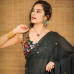 Shrutika Instagram - I seriously dint know sarees could be so comfortable yet so elegant and can so perfectly fit into any occassion.my latest addiction,my love for this baby soft cottons that are made to look super smart jus for the beautiful u❤️ A sneak peak of our newest collection!! Introducing our newest collection today @thariibyshrutika visit our website to see our all new 14 designs launched today! #sareelove #cotton #soft #instapost
