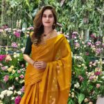Shrutika Instagram – #family #weddingbells #traditional #dressup #saree 

Saree @thariibyshrutika