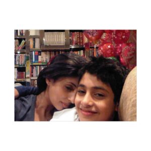 Shweta Bachchan Nanda Instagram - Happy 21 son ♥️