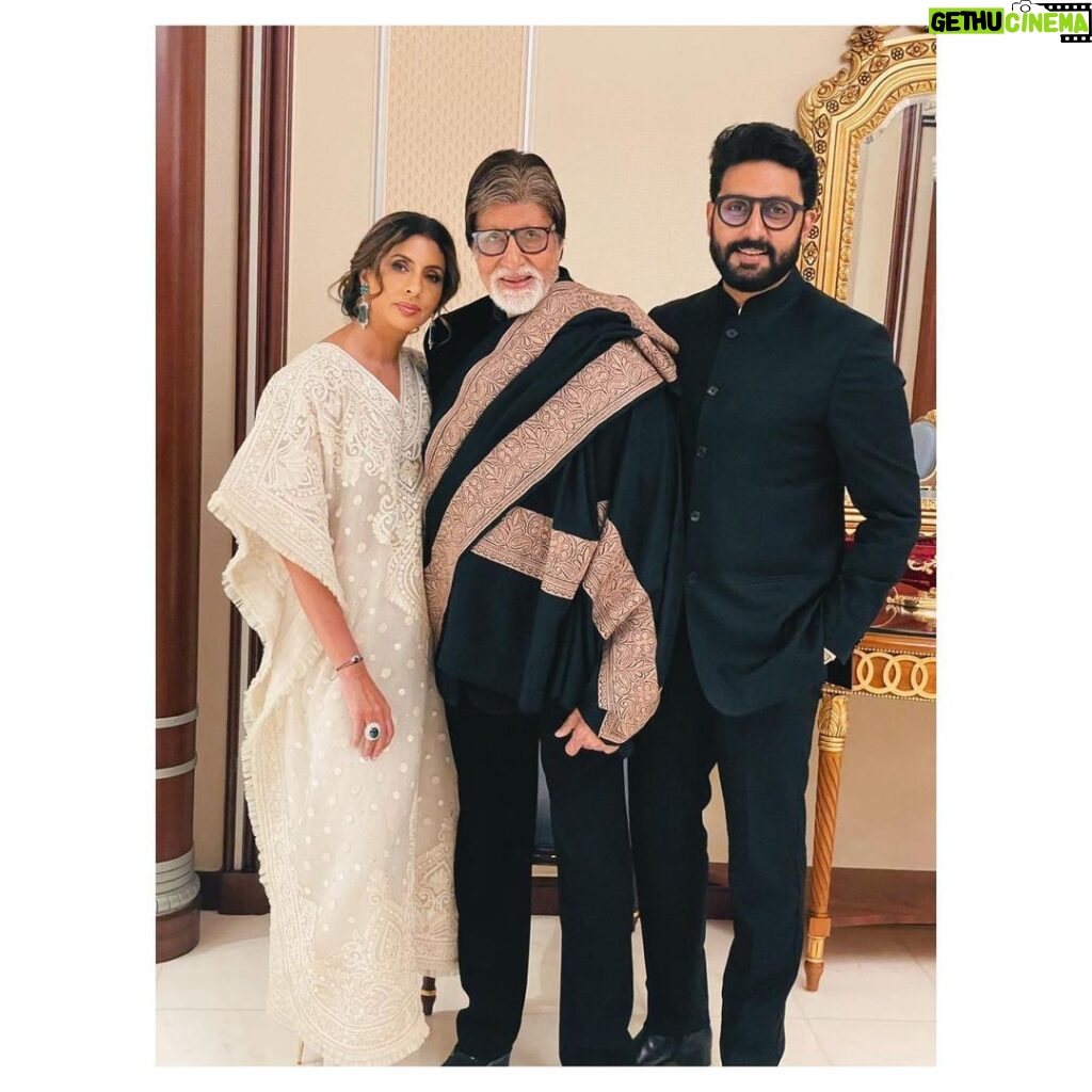Shweta Bachchan Nanda Instagram - 🧬