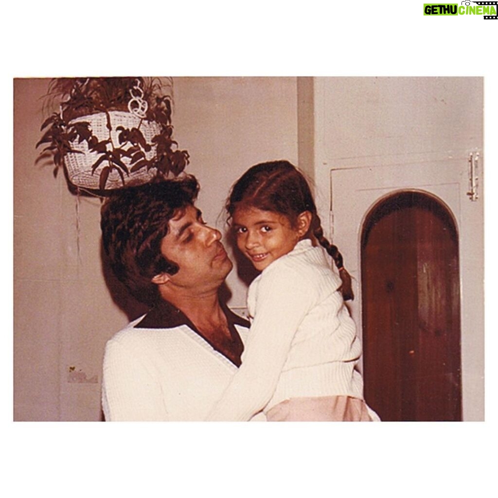 Shweta Bachchan Nanda Instagram - As the song goes … “but you love me daddy” & I you ♾🧿