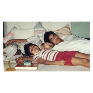 Shweta Bachchan Nanda Instagram - More ‘packed like sardines’ than ‘peas in a pod’ … etc. etc, you get it, we’re close, I love you, you love me yada yada - Happy Rakhi. 💓🧿✨