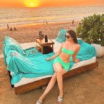 Sidhika Sharma Instagram - In a sunset state of mind 😉 Wearing @hunkemollerindia Finns VIP Beach Club