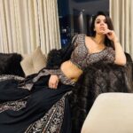 Sidhika Sharma Instagram – Mere rashke qamar🫶♾️ Home Sweet Home :)