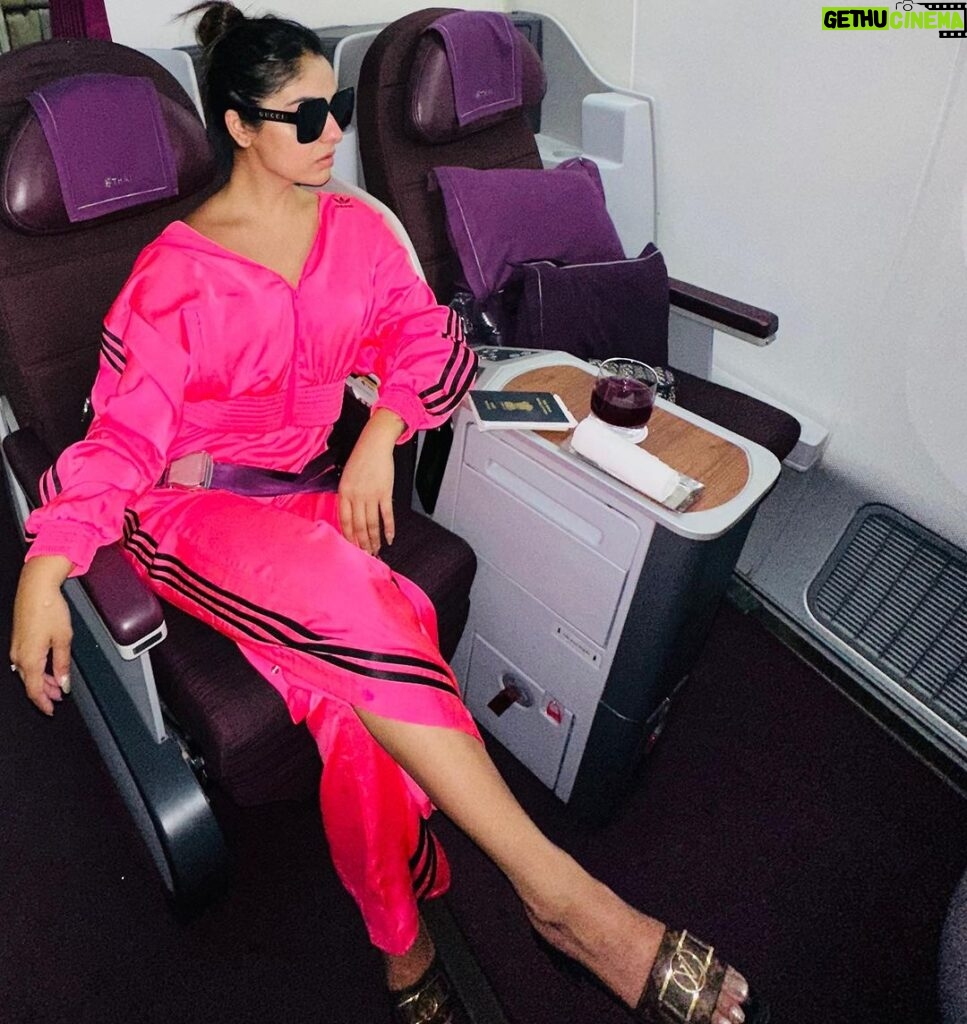 Sidhika Sharma Instagram - #vacaymode#travelgram🫶 Thai Airways@Suvanphum Airport