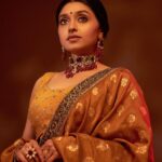 Sija Rose Instagram - Thank you for this beautiful series! . Photography & retouch: @zoom.inphotography Stylist: @styledbyalbin_ @_a.l.b.i.n Makeup & hair: @femy_antony__ Art direction: @____pia_ Jewellery: @adorebypriyanka Lehanga: @zorucci Studio: @tinyturtle.media Special thanks: @vishnu.chandrabose @sandesh.rajeev