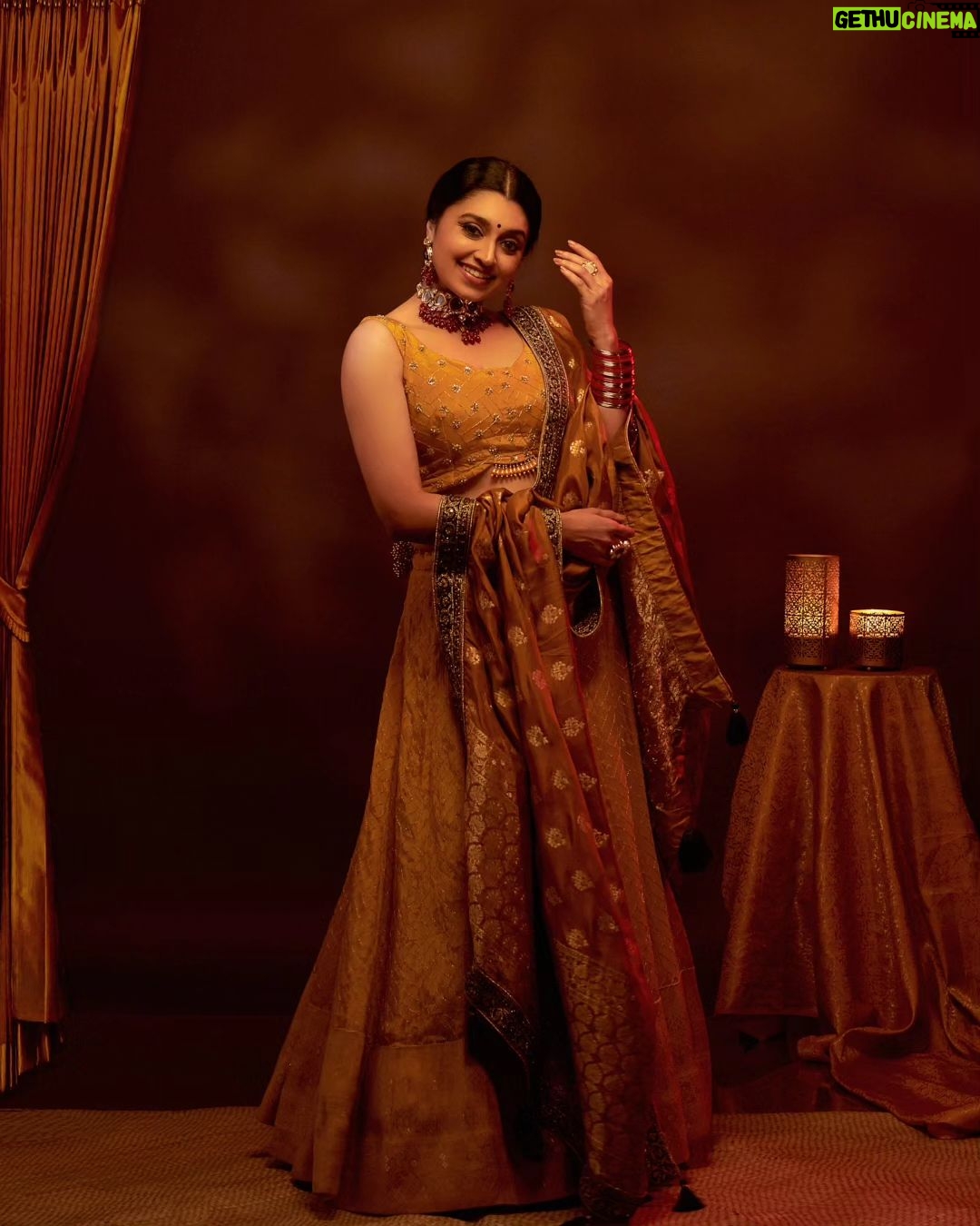 Sija Rose Instagram - पटाखा Happy Diwali 🪔 Gorgeous @sija_rose_george ✨ Photography & retouch: @zoom.inphotography Stylist: @styledbyalbin_ @_a.l.b.i.n Makeup & hair: @femy_antony__ Art direction: @____pia_ Jewellery: @adorebypriyanka Lehanga: @zorucci Studio: @tinyturtle.media Special thanks: @vishnu.chandrabose @sandesh.rajeev #sijarose #zoominphotography #tinyturtle #diwalivibes #festivalseason TinyTurtle Media House